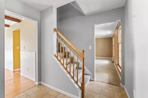 Entry Way - 3696 Klibreck Dr, Columbus, OH 43228 photo 3 of 4