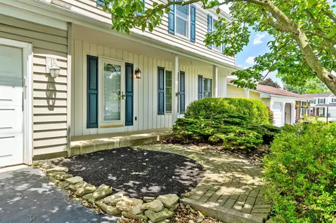 Exterior - 3696 Klibreck Dr, Columbus, OH 43228 photo 3 of 8