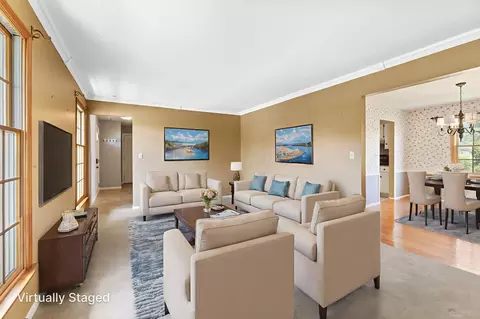 Living - 3696 Klibreck Dr, Columbus, OH 43228 photo 4 of 8