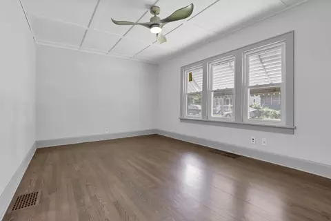 70 Cherry St, Newark, OH 43055 photo 9