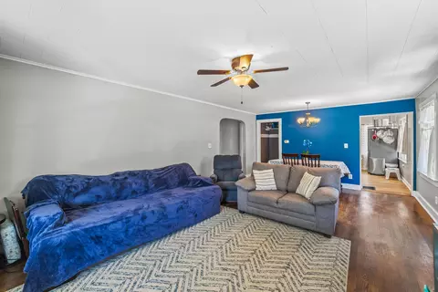 Living - 313 Reed Ave, Marion, OH 43302 photo 2 of 2