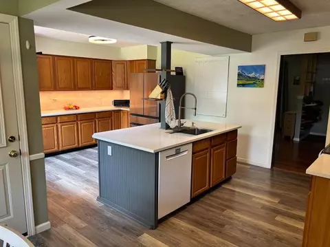 Kitchen - 3087 Hamden Ct, Dublin, OH 43017 photo 3 of 3