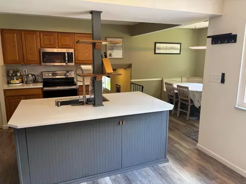 Kitchen - 3087 Hamden Ct, Dublin, OH 43017 photo 1 of 3