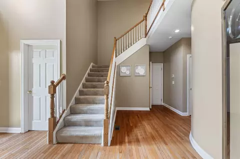 Entry Way - 13191 Brandon Cir, Pickerington, OH 43147 photo 5 of 12