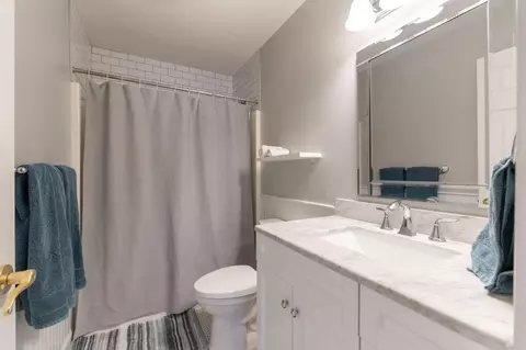 Bath - 13191 Brandon Cir, Pickerington, OH 43147 photo 10 of 12