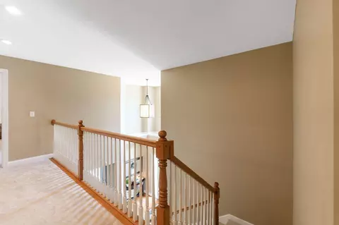Entry Way - 13191 Brandon Cir, Pickerington, OH 43147 photo 8 of 12