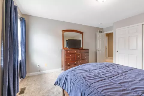 Bedroom - 13191 Brandon Cir, Pickerington, OH 43147 photo 17 of 18