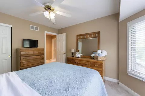 Bedroom - 13191 Brandon Cir, Pickerington, OH 43147 photo 13 of 18