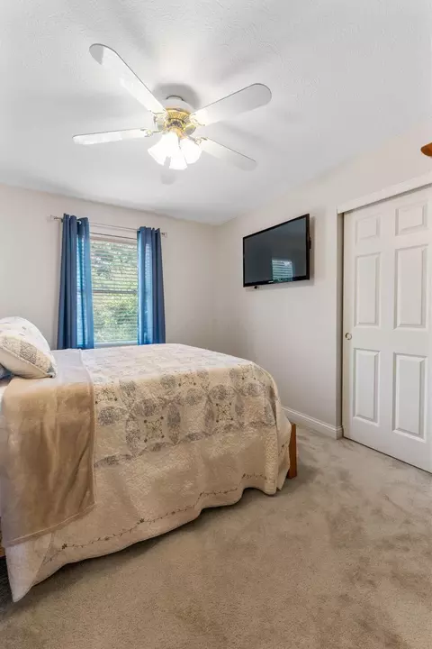 Bedroom - 13191 Brandon Cir, Pickerington, OH 43147 photo 8 of 18