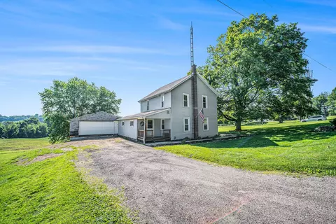 2883 Tucker Rd, Lucas, OH 44843