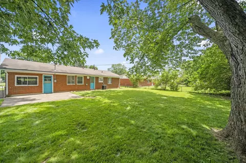 Exterior - 113 Sturgeon St, Springfield, OH 45506 photo 7 of 9