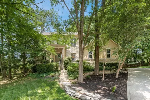 1828 Bradford Cir, Newark, OH 43055