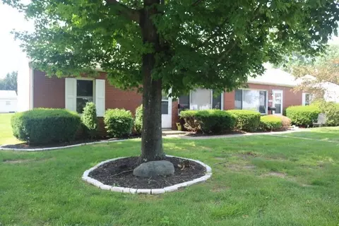 206-208 Edwards Rd, Johnstown, OH 43031