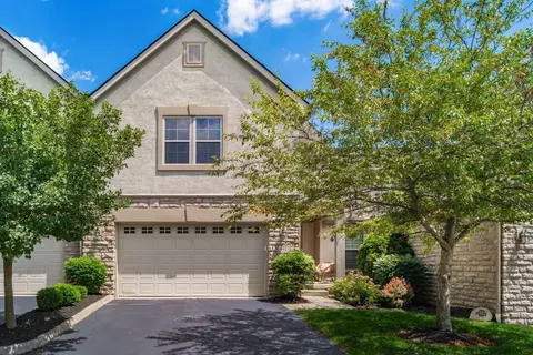 993 Starlight Ln, Westerville, OH 43082