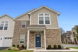 3957 Dinon Dr, Columbus, OH 43221