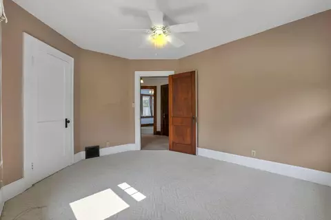 Bedroom - 206 E Fair Ave, Lancaster, OH 43130 photo 5 of 5