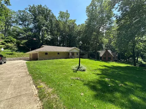 1080 Sycamore Dr, Lancaster, OH 43130