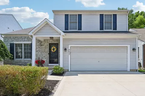 8633 Olenbrook Dr, Lewis Center, OH 43035