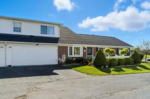 3856 Crestfield Dr, Groveport, OH 43125