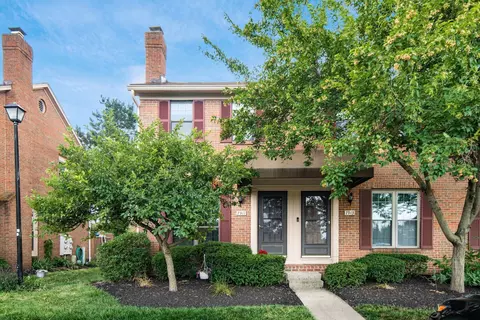 7911 Verandah Ct #58, Powell, OH 43065