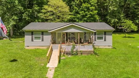 22139 Sams Creek Rd, Laurelville, OH 43135