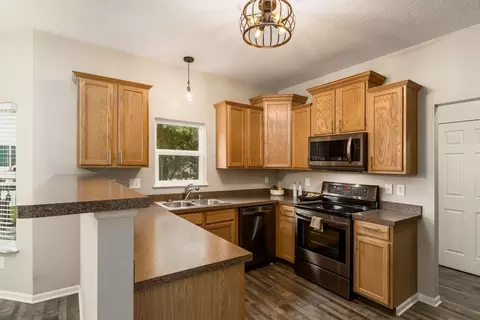 Kitchen - 978 Vanwert Loop, Blacklick, OH 43004 photo 2 of 5