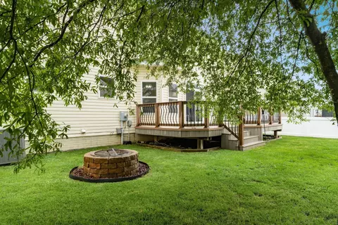Exterior - 978 Vanwert Loop, Blacklick, OH 43004 photo 6 of 9