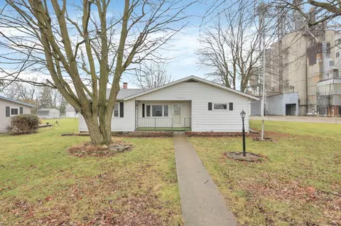 210 S Front St, Alger, OH 45812
