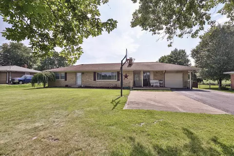 2536 S Burnett Rd, Springfield, OH 45505