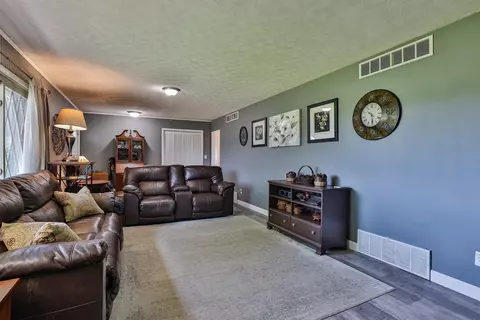 Other - 2536 S Burnett Rd, Springfield, OH 45505 photo 5 of 10