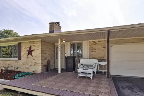 Exterior - 2536 S Burnett Rd, Springfield, OH 45505 photo 11 of 11