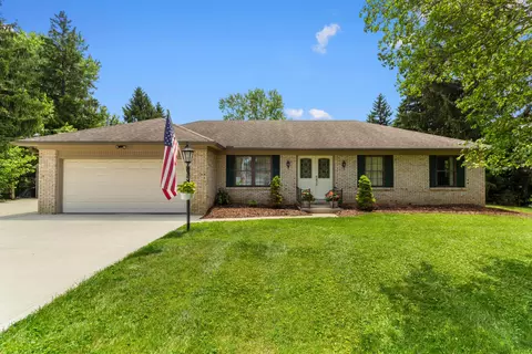 6983 Doran Dr, New Albany, OH 43054