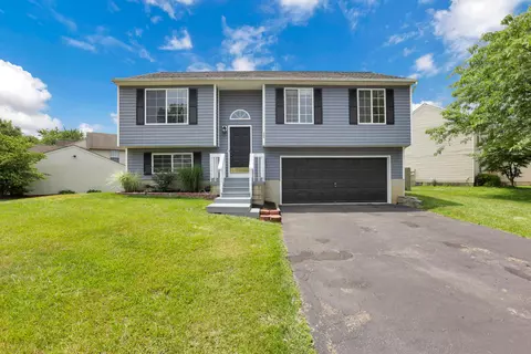 485 Warwick Ln, Pickerington, OH 43147