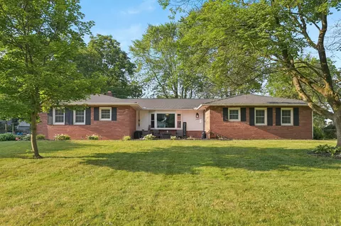 5421 Schatz Ln, Hilliard, OH 43026