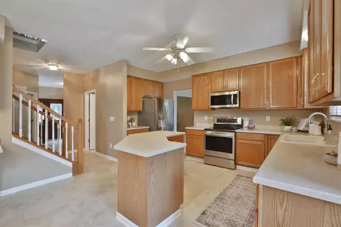 Kitchen - 8080 Townsend Rd, Dublin, OH 43016 photo 5 of 5