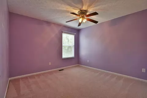 Bedroom - 8080 Townsend Rd, Dublin, OH 43016 photo 4 of 9