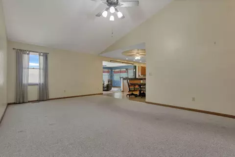 201 Christopher Ct, Hebron, OH 43025 photo 11