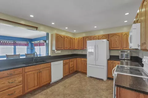 201 Christopher Ct, Hebron, OH 43025 photo 14