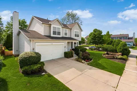 2755 Rustling Oak Blvd, Hilliard, OH 43026