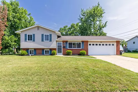 942 Harding Ct, Newark, OH 43055