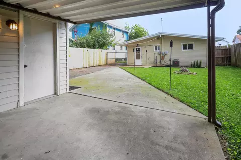 Exterior - 905 Rice St, Springfield, OH 45505 photo 3 of 3