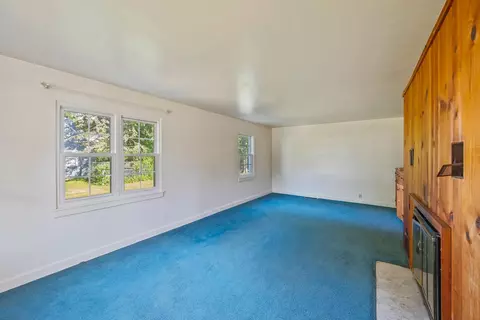 Living - 768 Barks Rd E, Marion, OH 43302 photo 1 of 4