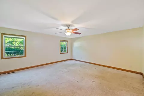 Bedroom - 768 Barks Rd E, Marion, OH 43302 photo 2 of 9