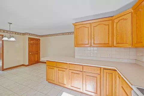 Kitchen - 768 Barks Rd E, Marion, OH 43302 photo 3 of 5