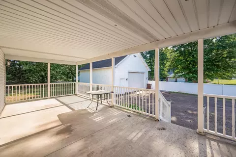 Exterior - 768 Barks Rd E, Marion, OH 43302 photo 5 of 9