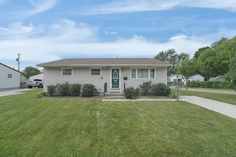 5335 Crawford Dr, Columbus, OH 43229