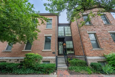 645 S Grant Ave #18, Columbus, OH 43206