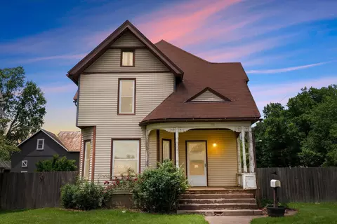 479 N Main St, Fredericktown, OH 43019