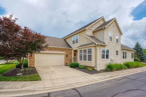 1013 Bluff Crest Dr, Columbus, OH 43235