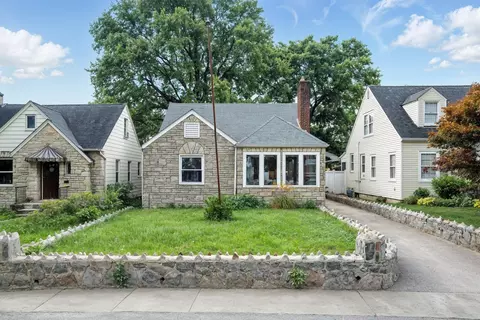 1693 Bide A Wee Park Ave, Columbus, OH 43205